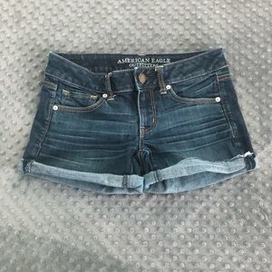 American Eagle Dark Wash Midi Shorts Sz 6